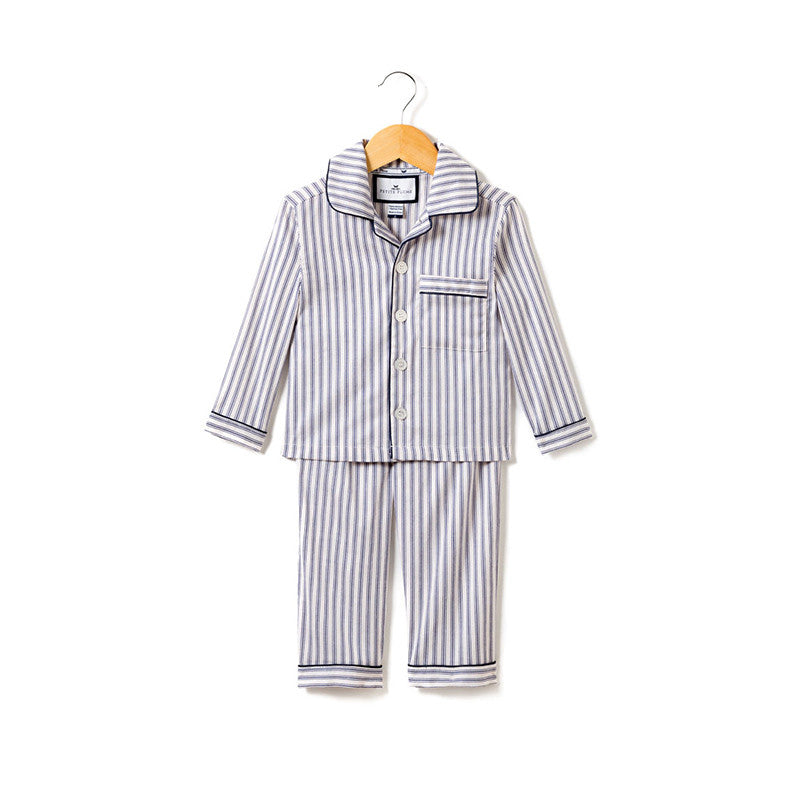 Help your little one sleep soundly tonight with comfortable and stylish sleepwear from Peaches, the online Children's Shoppe for newborns to toddlers. Shop Peaches Sleepwear Today!