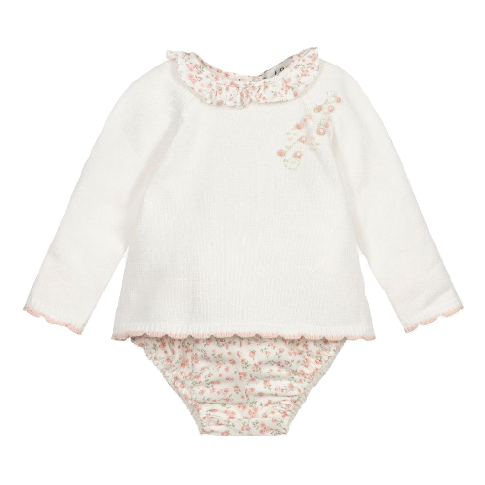 Lace and scallops bodysuit